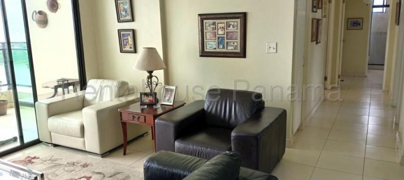 Venta de Apartamento en Coco del Mar H9066GRR