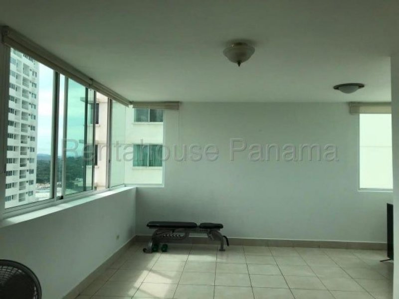 Venta de Apartamento en Edison Park H9110GRR
