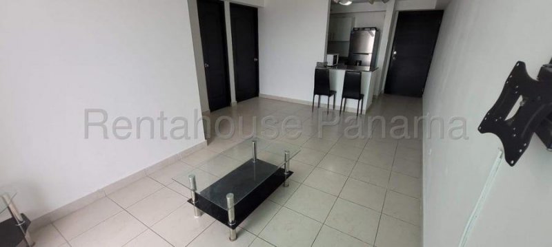 Venta de Apartamento en Parque Lefevre H8904GRR