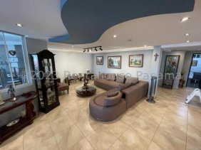 Casa en Venta en Villa de las Fuentes Betania, Panamá