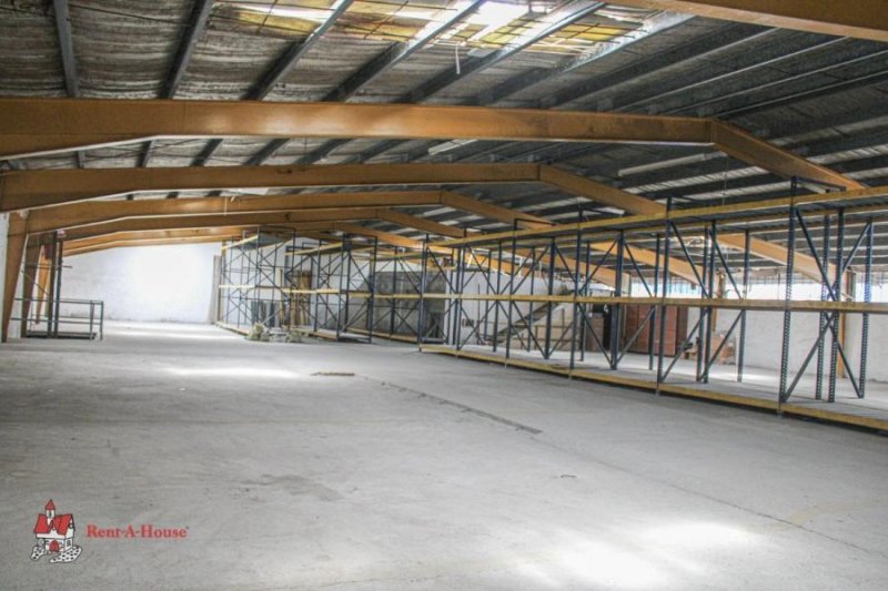 Venta Galera de 2117 Mts en Rio Abajo